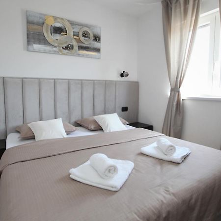 Apartment Sweet Dreams Trogir Oda fotoğraf